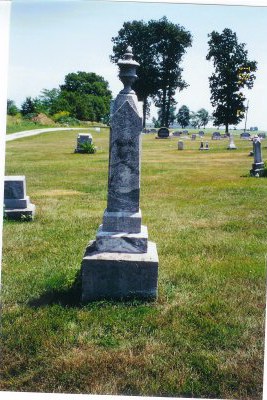 Picture of Tombstone at Greenleaf Cemetery.