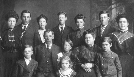 Photograph of Emerson Hartsock family.