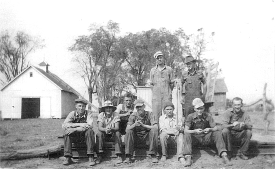 Picture of farm workers on George Hume farm.