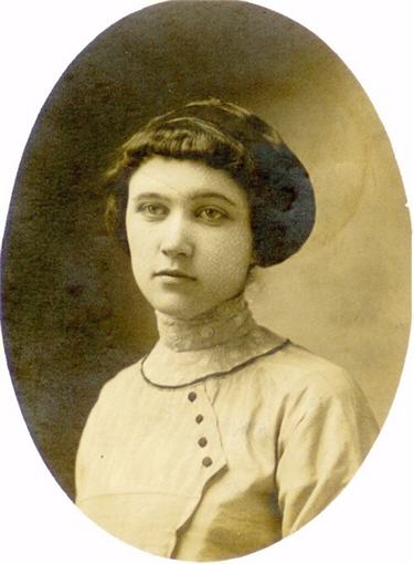 Photograph of Katherine Ellington.