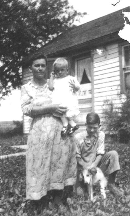 Photograph of Mary (Nowlin) Nance.