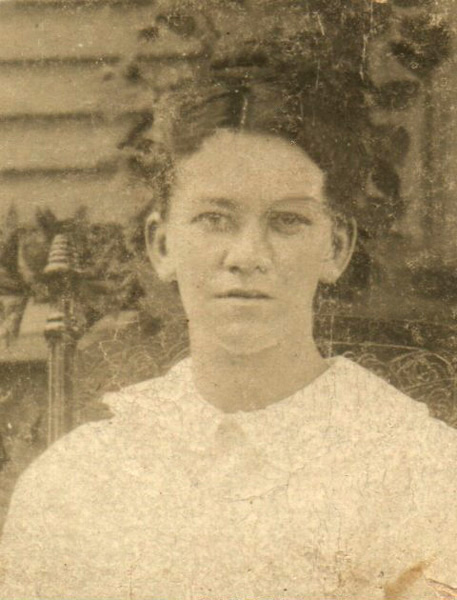 Photograph of Mary Belle (Nowlin) Nance.
