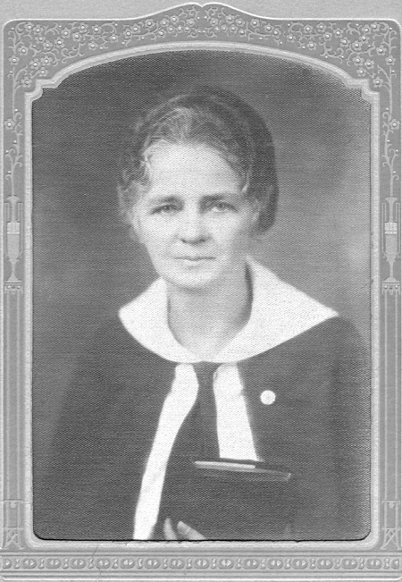 Photograph of Olive Pennington 1924.