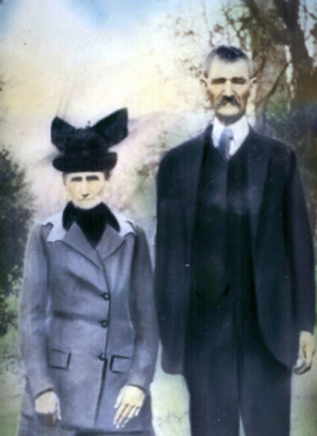 Photograph of Nathaniel and Josephine (Whiteneck) Shewmaker.