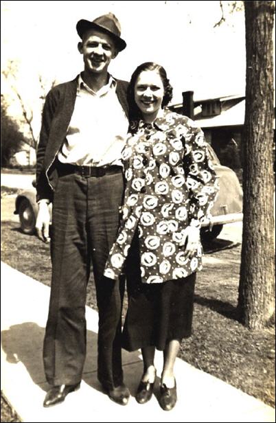 Photograph of William and Opal Wills.